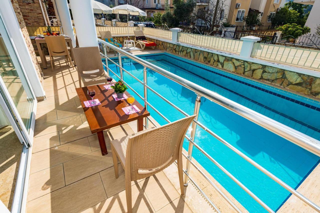 Villa Yasam Park - Luxury 8 Person - Fethiye Calis Beach 90Mt Bagian luar foto