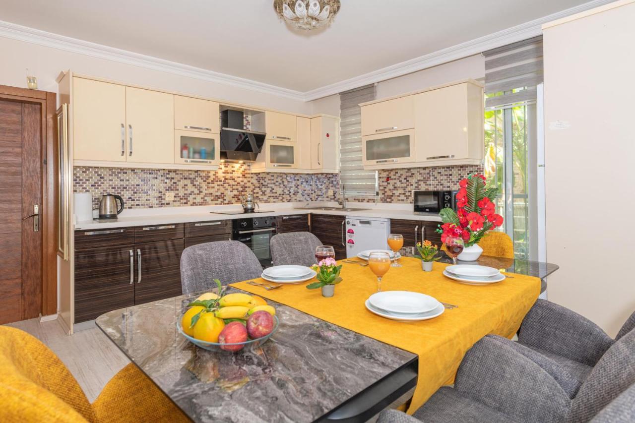 Villa Yasam Park - Luxury 8 Person - Fethiye Calis Beach 90Mt Bagian luar foto